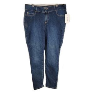 𝅺JUST Fab 18W Dark Wash Denim Jeans